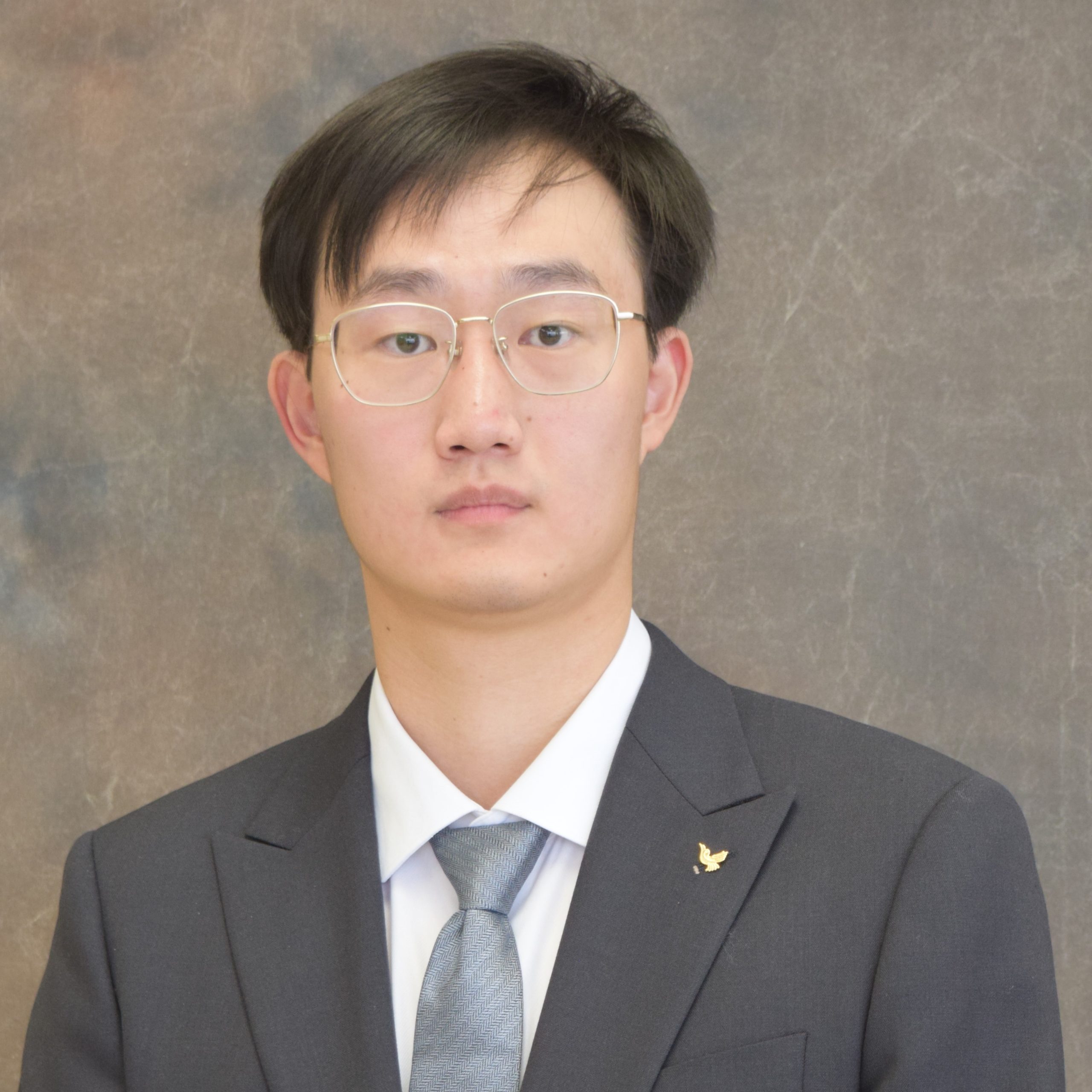 Zequn Guan